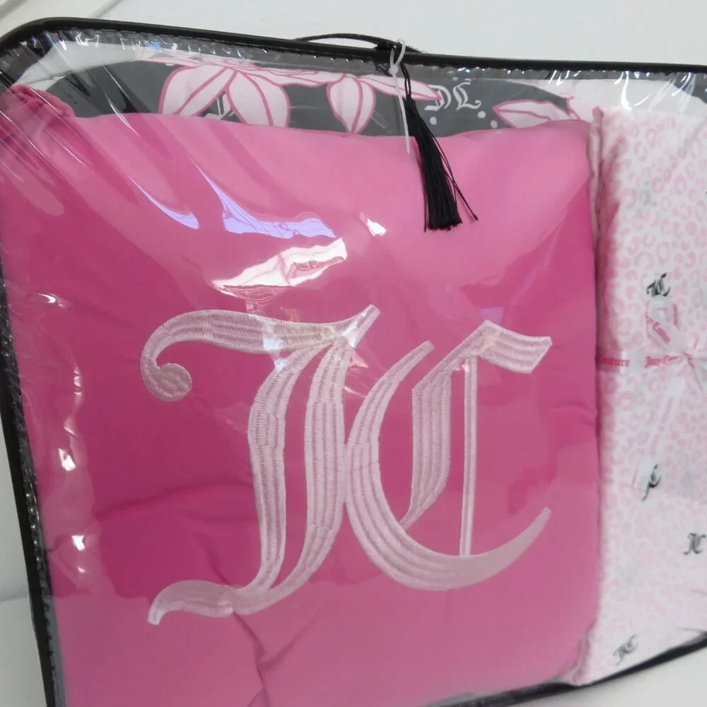 Juicy couture PInk & Black queen 8-piece comforter Bedding sets